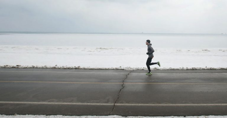 courir-par-temps-froid-7-conseils-pour-courir-en-hiver-2251319-5972412-jpg